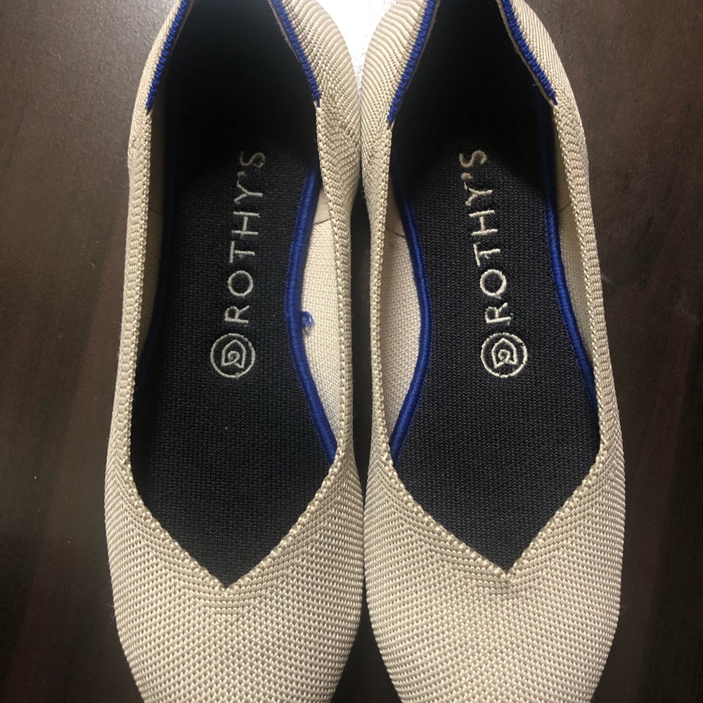 Roth’ys Size 8 Nice Color And In Good Condition - image 2